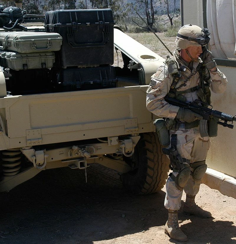 Pelican 0370 Cube Case With Pick N Pluck Foam 6 Pelican 0370 Cube Case With Pick N Pluck Foam - Image 4