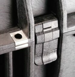 Pelican 1610MNF Large Case With Mobility Wheels And Empty Interior -travel storage Shop pelican latch 19