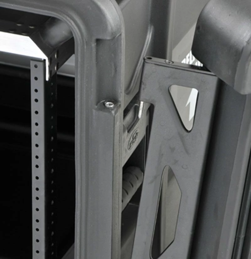 SKB 30 In. Deep 6U Roto Shock Rack 8 SKB 30 In. Deep 6U Roto Shock Rack - Image 6