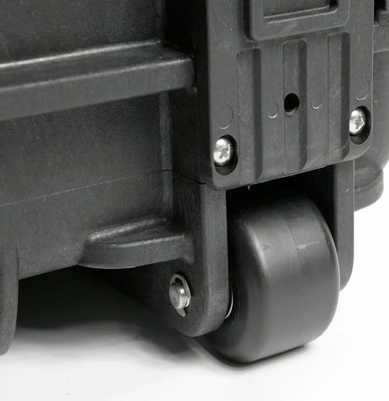 Underwater Kinetics 1427 Large LoadOut / Transit Case With Foam Interior 5 Underwater Kinetics 1427 Large LoadOut / Transit Case With Foam Interior - Image 3